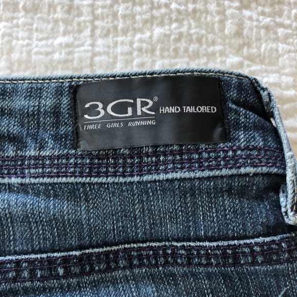 3GR Medium Wash Denim Straight Cut Jeans | Size 28 | Mid Rise - Picture 11 of 16